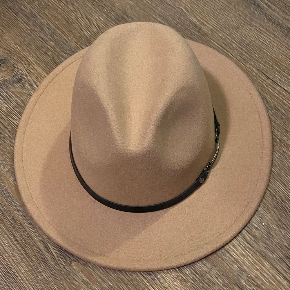 Tan Fedora Hat with Black Band - Picture 1 of 3